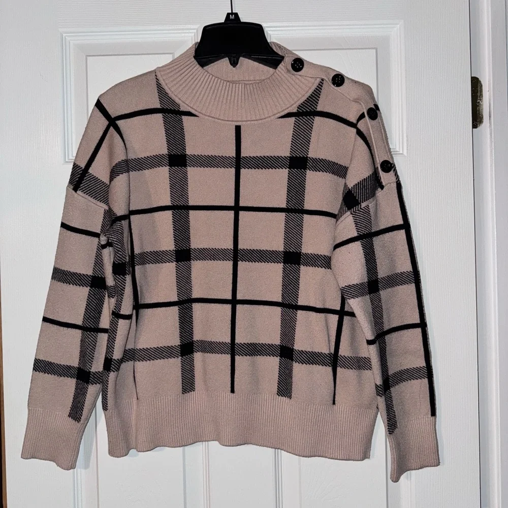 Tahari Sweater - Picture 1 of 4